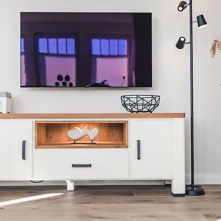 別荘 Haus Pinguin ツィングシュト