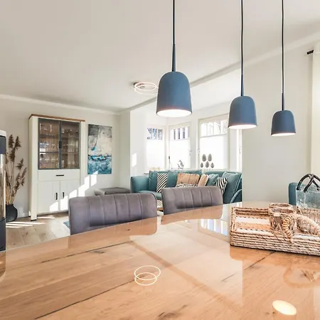 Haus Pinguin * ツィングシュト